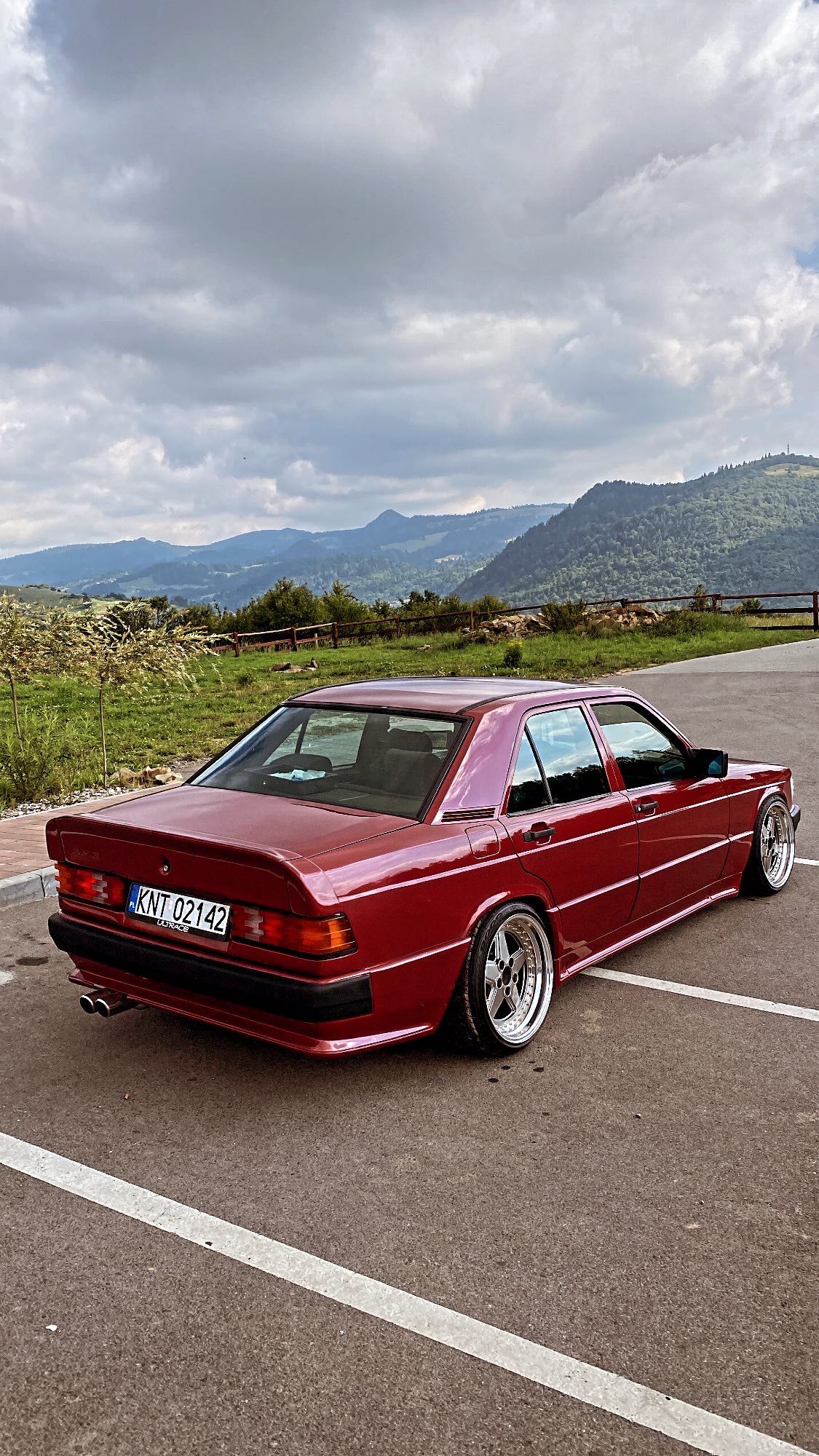 W201 AMG 2 - obrazek 2