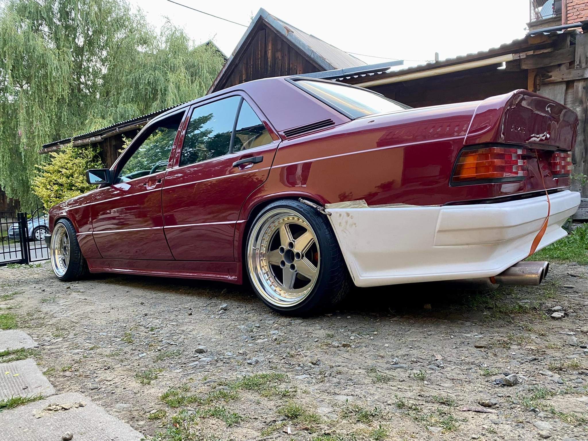W201 AMG 2 - obrazek 17