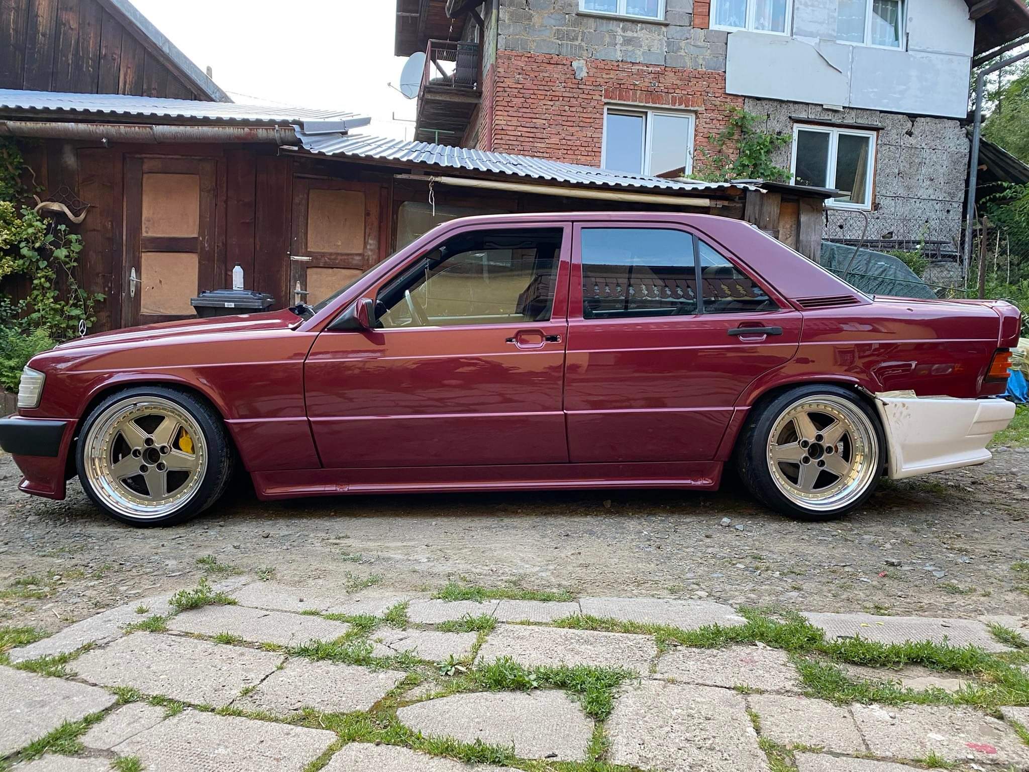 W201 AMG 2 - obrazek 15